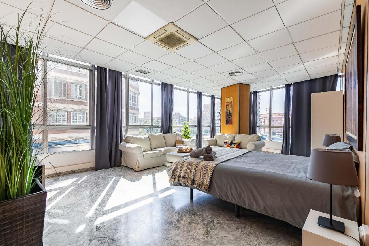 Grand Soho Ofihouse Malaga Apartman Kültér fotó