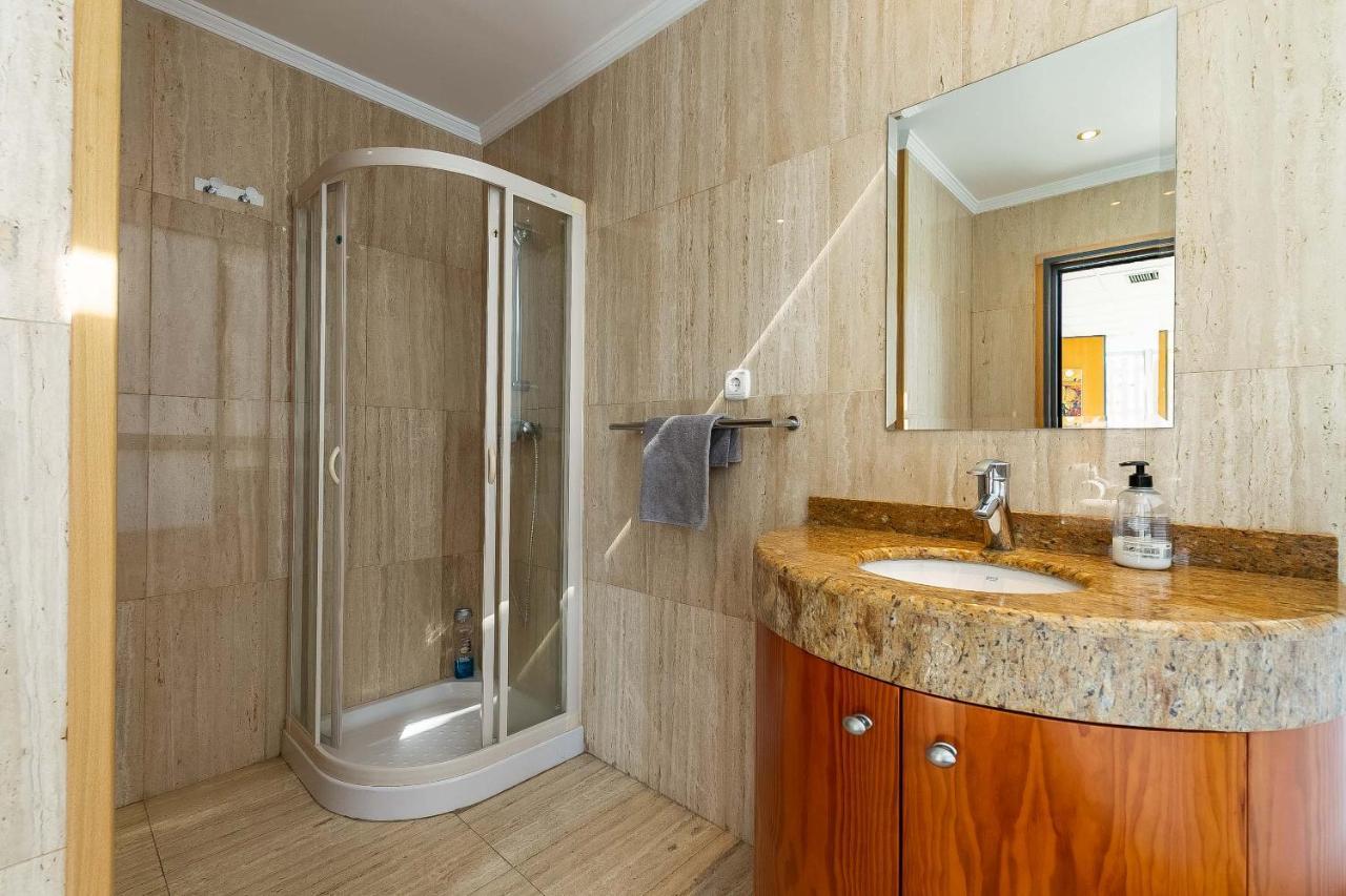 Grand Soho Ofihouse Malaga Apartman Kültér fotó